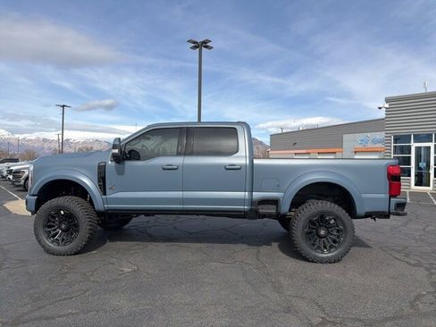 New 2026 Ford F250 Lariat w/ Black Appearance Package image 16