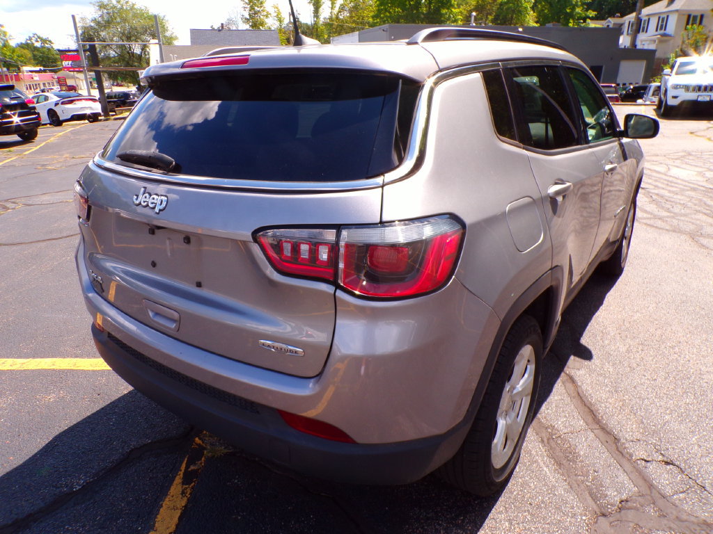 Certified 2020 Jeep Compass Latitude w/ Cold Weather Group AWD/4WD image 8