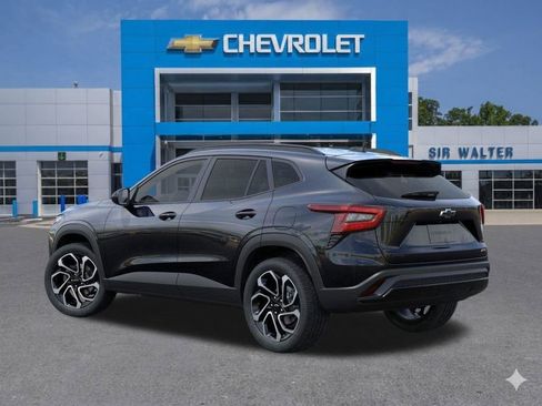 New 2026 Chevrolet Trax RS w/ Sunroof Package image 4