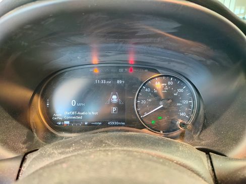 Used 2023 Nissan Kicks SR w/ SR Premium Package FWD image 11