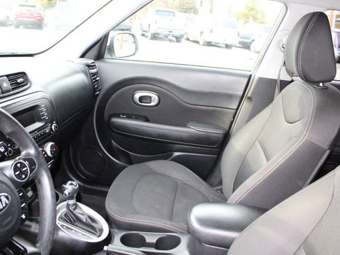 Used 2016 Kia Soul image 14