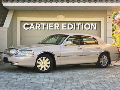 Used 2003 Lincoln Town Car Cartier