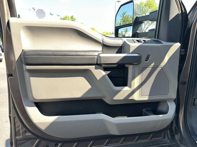 Used 2022 Ford F350 XLT AWD/4WD image 15