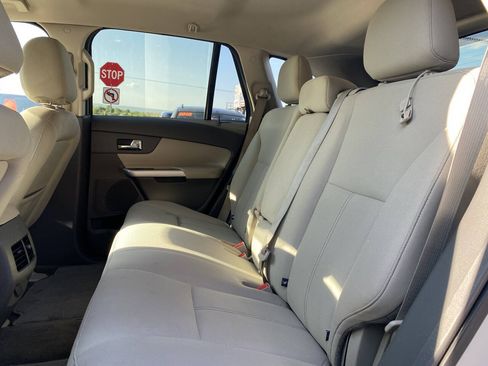 Used 2013 Ford Edge SE FWD image 15