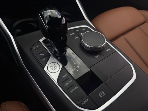 Used 2022 BMW 330i Sedan w/ Premium Package 2 image 18