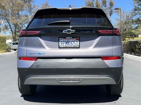 Used 2022 Chevrolet Bolt EUV LT w/ Convenience Package FWD image 51
