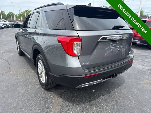 Used 2024 Ford Explorer XLT w/ Equipment Group 202A AWD/4WD image 8
