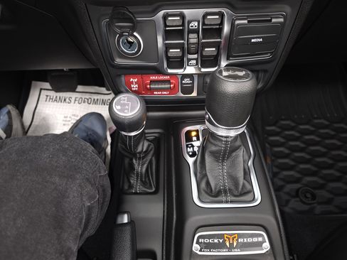 New 2025 Jeep Wrangler Unlimited Sport image 13