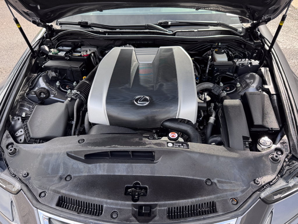 Used 2019 Lexus IS 300 AWD image 14