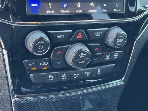 Used 2019 Jeep Grand Cherokee Limited w/ Luxury Group II RWD image 28
