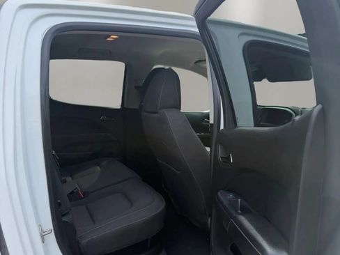 Used 2019 GMC Canyon SLE w/ Driver Alert Package AWD/4WD image 8