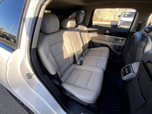 Used 2024 Lincoln Nautilus Reserve w/ Equipment Group 203A image 25