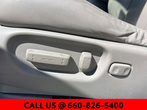 Used 2011 Honda CR-V EX-L image 10