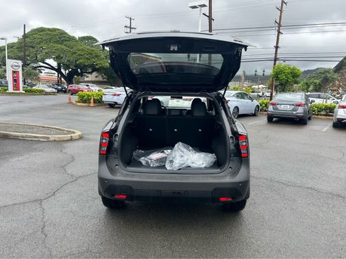 New 2026 Nissan Kicks SR FWD image 11