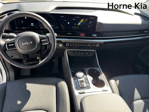 New 2026 Kia Carnival SX w/ SX Dark Edition Package image 11