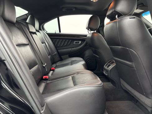 Used 2018 Ford Taurus Limited FWD image 36