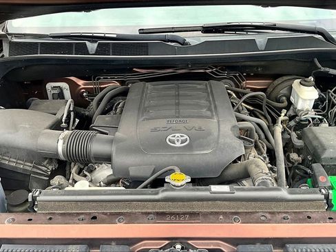 Used 2016 Toyota Tundra Limited w/ Limited Premium Package image 9