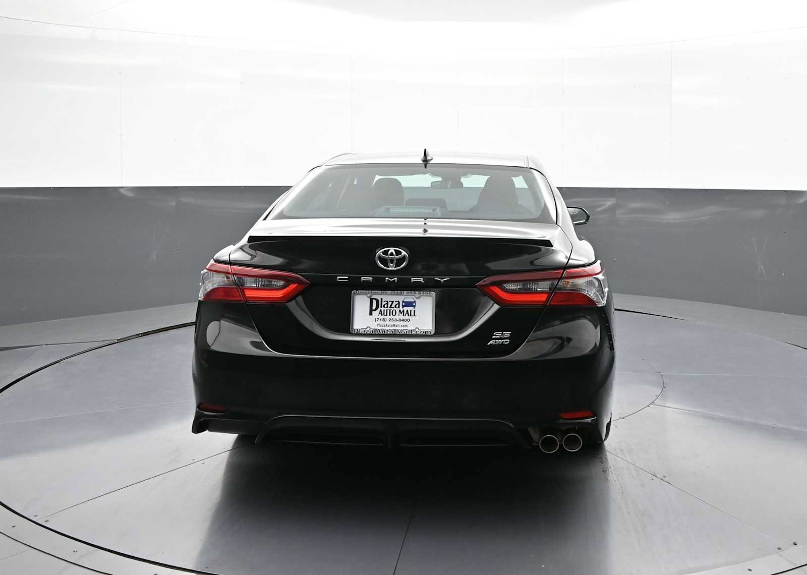 Used 2024 Toyota Camry SE AWD/4WD image 7