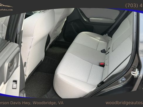 Used 2016 Subaru Forester 2.5i Premium w/ Popular Package #2 AWD/4WD image 12