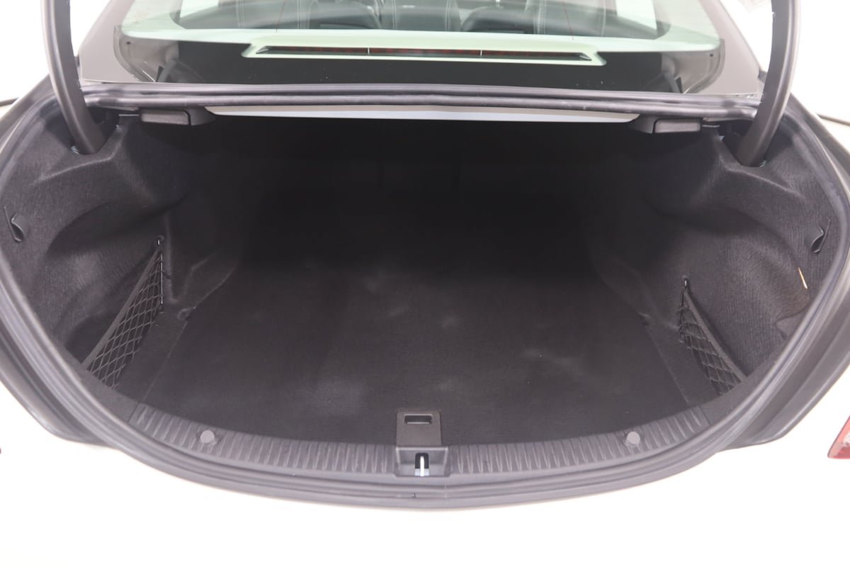 Used 2016 Mercedes-Benz C 300 4MATIC Sedan image 39