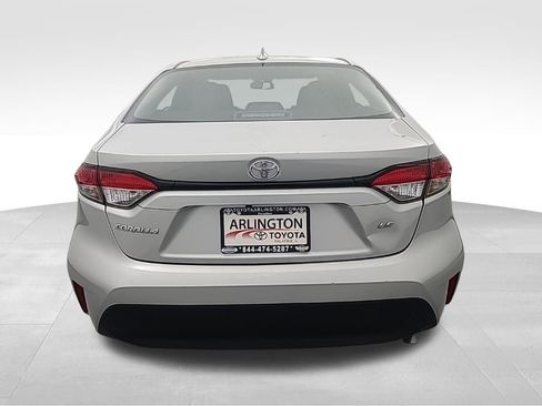 Used 2025 Toyota Corolla LE image 5
