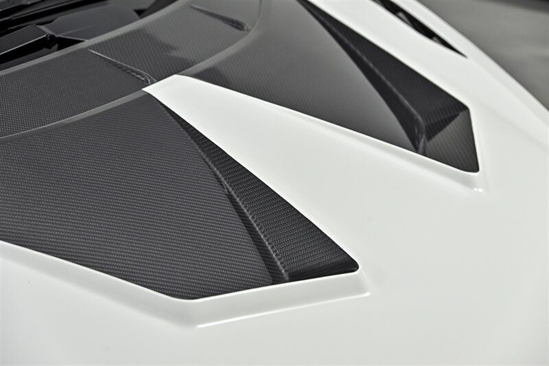 Used 2024 Lamborghini Revuelto AWD/4WD image 12