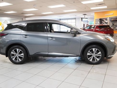 Used 2022 Nissan Murano SV AWD/4WD image 12