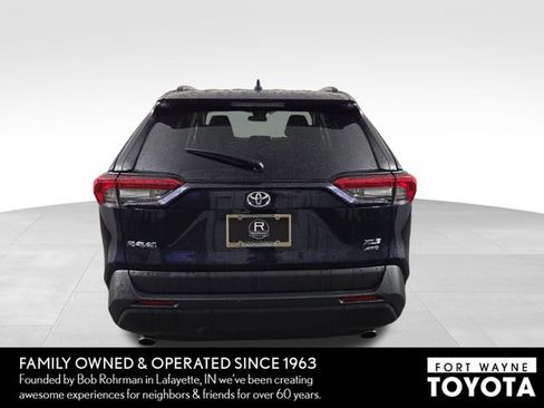 Used 2025 Toyota RAV4 XLE AWD/4WD image 8