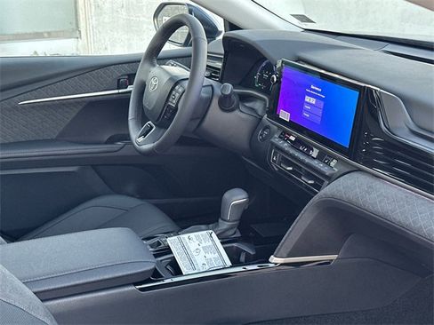 New 2026 Toyota Camry XLE image 13
