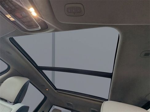 Used 2024 RAM 1500 Limited image 21