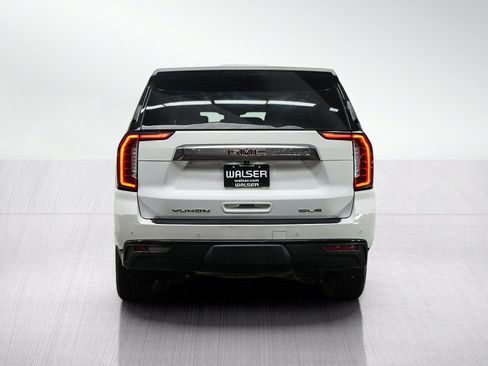 Used 2024 GMC Yukon XL SLE w/ Max Trailering Package AWD/4WD image 4