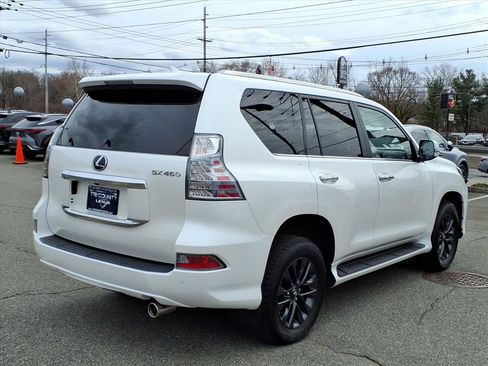 Used 2023 Lexus GX 460 Premium w/ Premium Package image 6