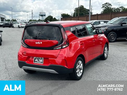 Used 2024 Kia Soul S FWD image 5