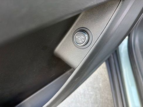 Used 2023 Chevrolet Traverse LT w/ LPO, Floor Liner Package image 17