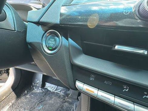 New 2025 Cadillac CT4 Luxury image 17