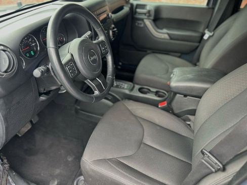 Used 2017 Jeep Wrangler Unlimited Sport w/ Quick Order Package 24S AWD/4WD image 12