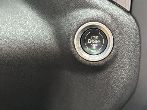 Used 2020 GMC Sierra 1500 Denali w/ Denali Ultimate Package image 22