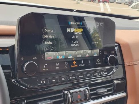 New 2025 Nissan Pathfinder Platinum w/ Cargo Package image 24