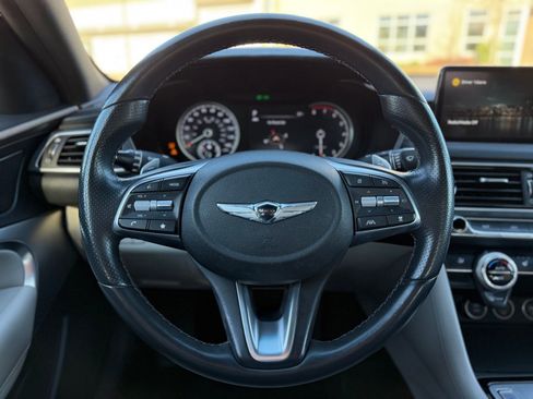 Used 2022 Genesis G70 2.0T image 24