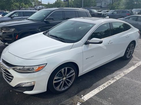 Used 2022 Chevrolet Malibu Premier w/ LPO, Floor Liner Package FWD image 2