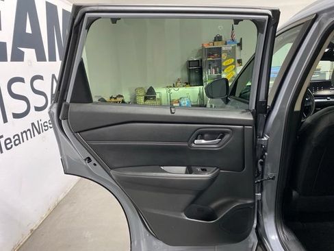 Certified 2024 Nissan Rogue SL w/ SL Premium Package AWD/4WD image 23