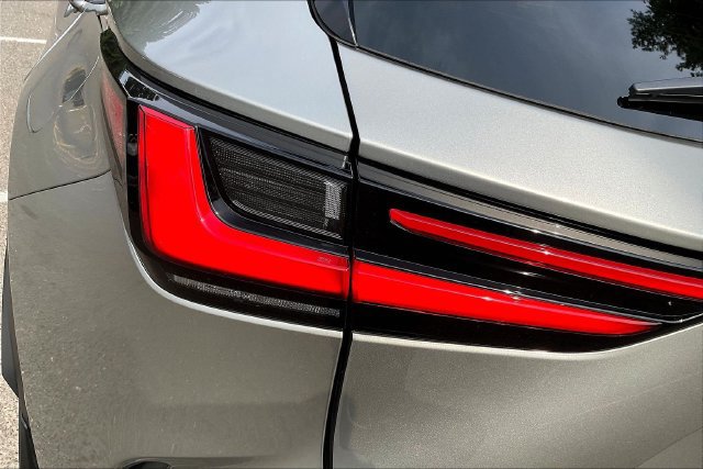 Certified 2024 Lexus NX 350h AWD image 23