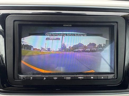 Used 2013 Volkswagen Beetle 2.5 FWD image 16