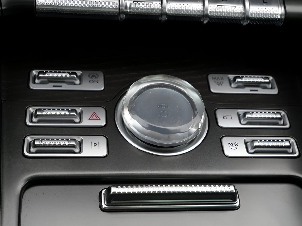 Used 2025 Lincoln Nautilus Reserve AWD/4WD image 26