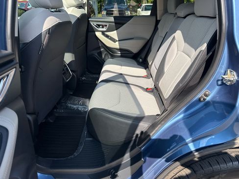Used 2019 Subaru Forester Premium w/ All-Weather Package AWD/4WD image 13