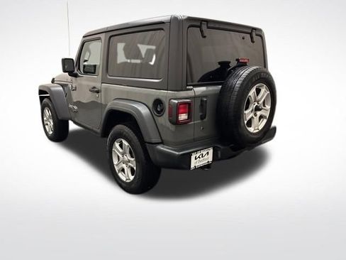 Used 2019 Jeep Wrangler Sport AWD/4WD image 7