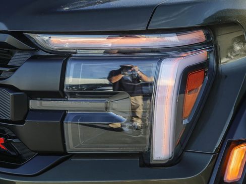 Used 2025 Ford F150 Raptor w/ Equipment Group 803A Raptor R image 7