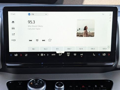 Used 2025 Ford Expedition Active RWD image 18