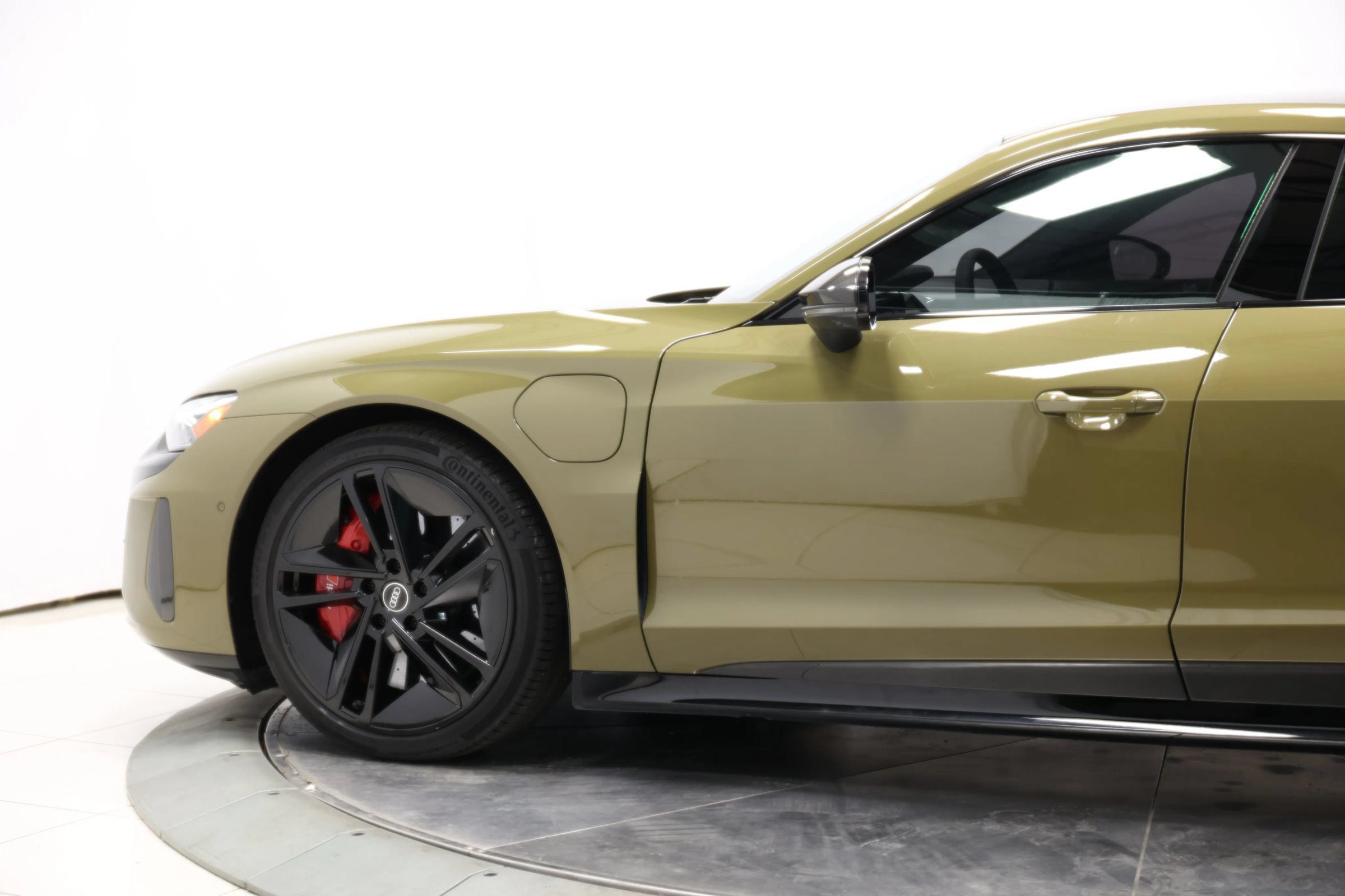 Used 2022 Audi RS e-tron GT w/ Year 1 Package AWD/4WD image 7