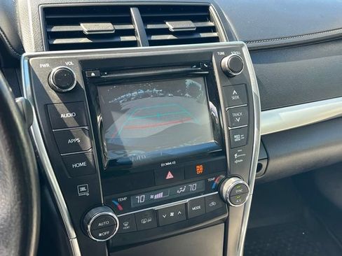 Used 2017 Toyota Camry XSE FWD image 23